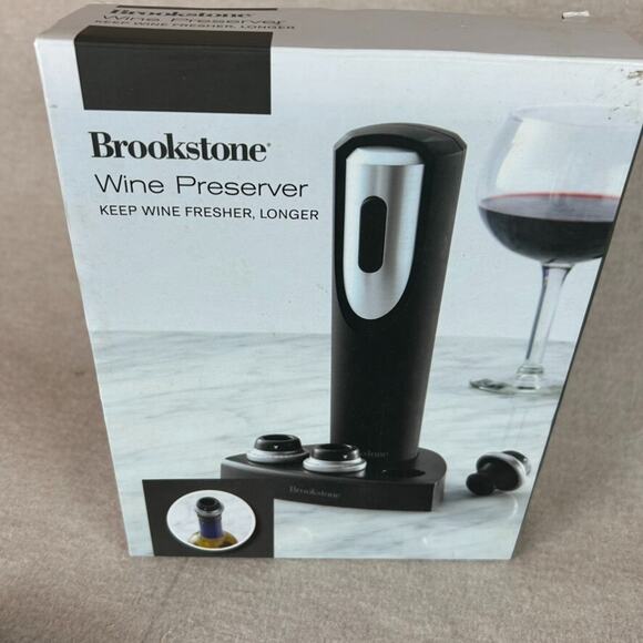 Brookstone Wine Preserver With 3 Wine Stoppers With Date Indicator Rings & Stand - Picture 4 of 10